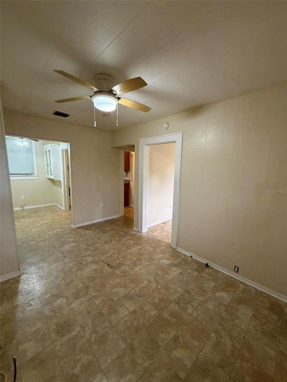 639 E Amelia Street - Photo 10