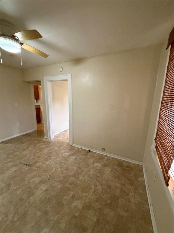 639 E Amelia Street - Photo 11