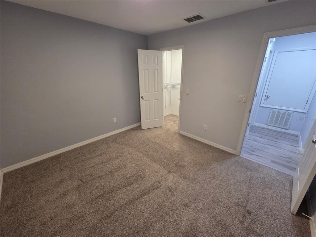 930 Spring Park Loop - Photo 8