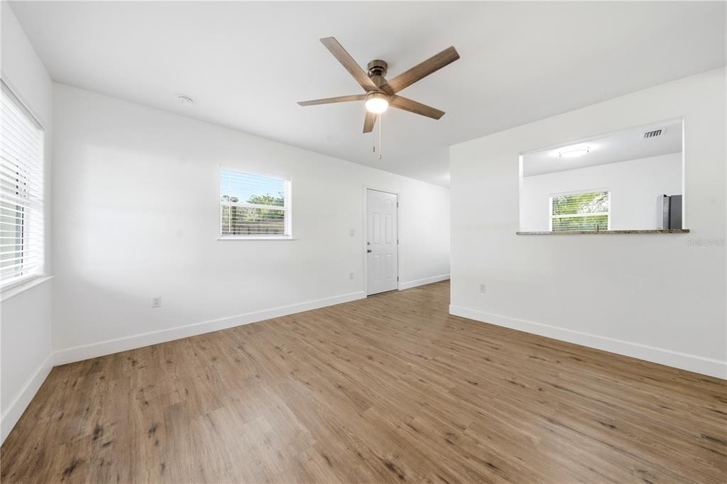 1009 Nebraska Street - Photo 2