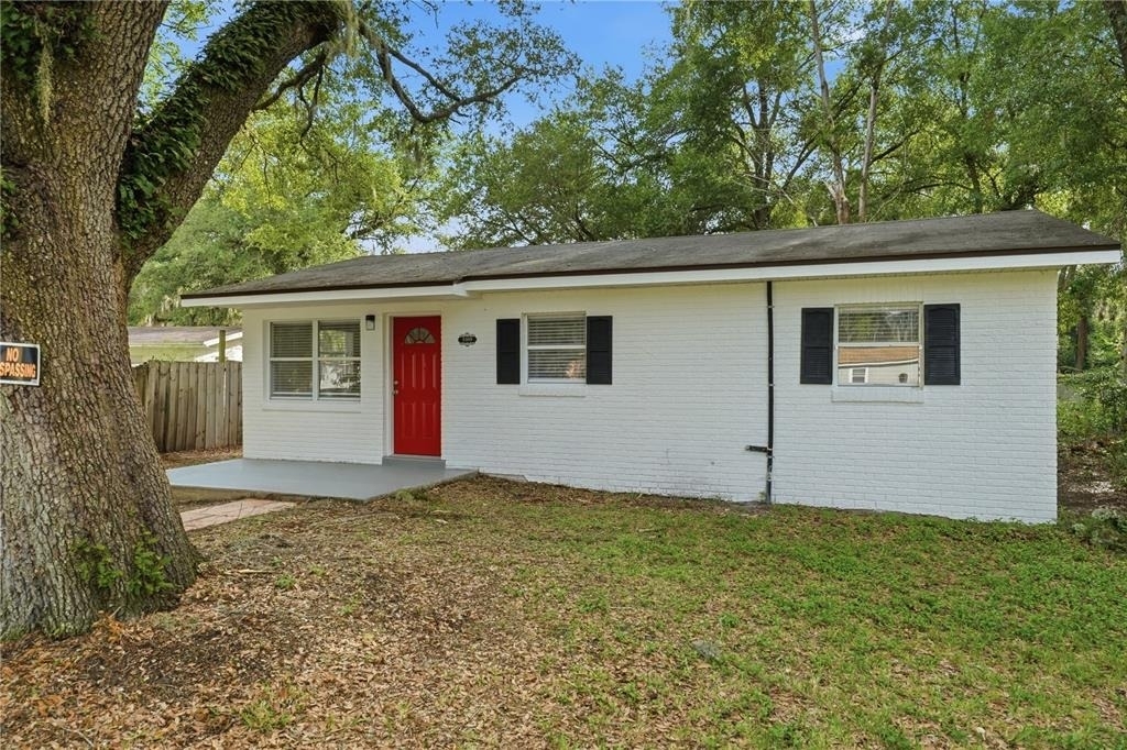 1009 Nebraska Street - Photo 0