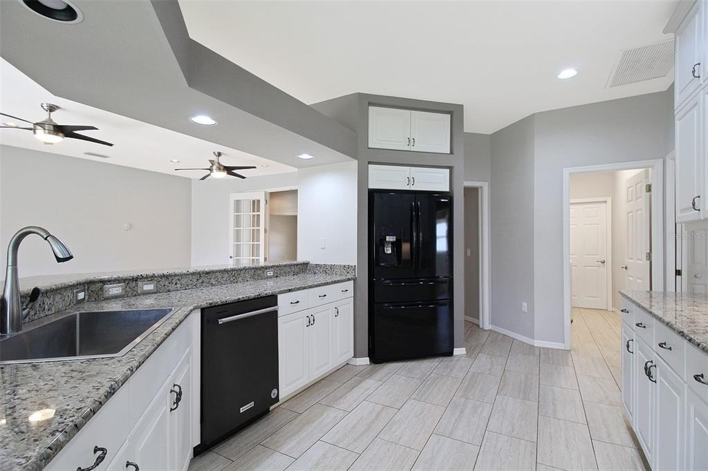 4815 77th Street E - Photo 19