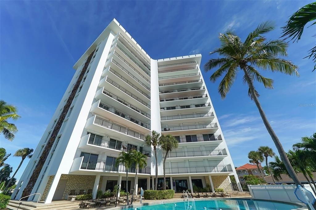 1 Benjamin Franklin Drive - Photo 38