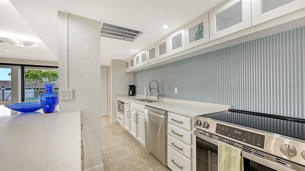 1 Benjamin Franklin Drive - Photo 51
