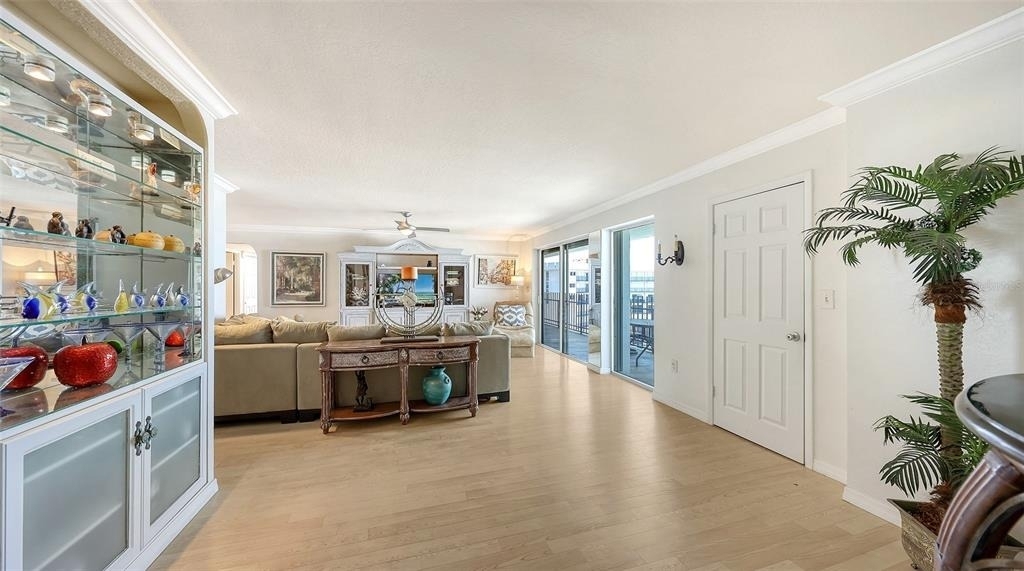 1 Benjamin Franklin Drive - Photo 5