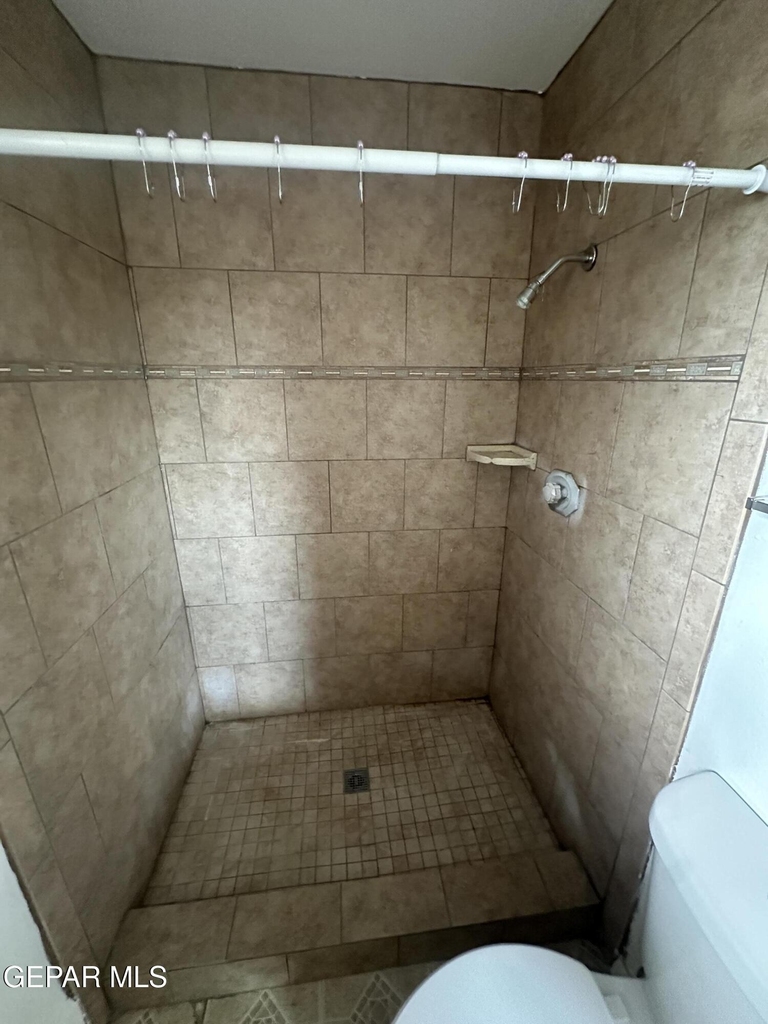 2901 Beachcomber Avenue - Photo 5