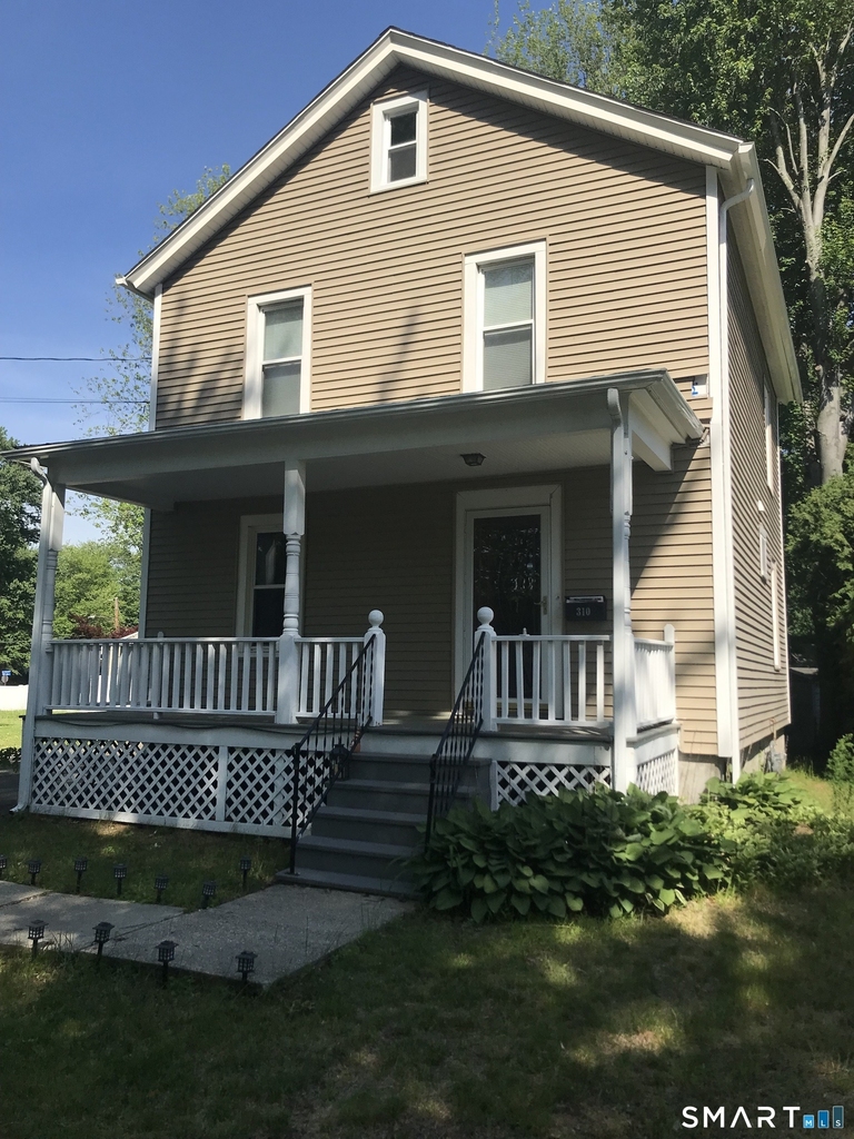 310 Connecticut Avenue - Photo 0