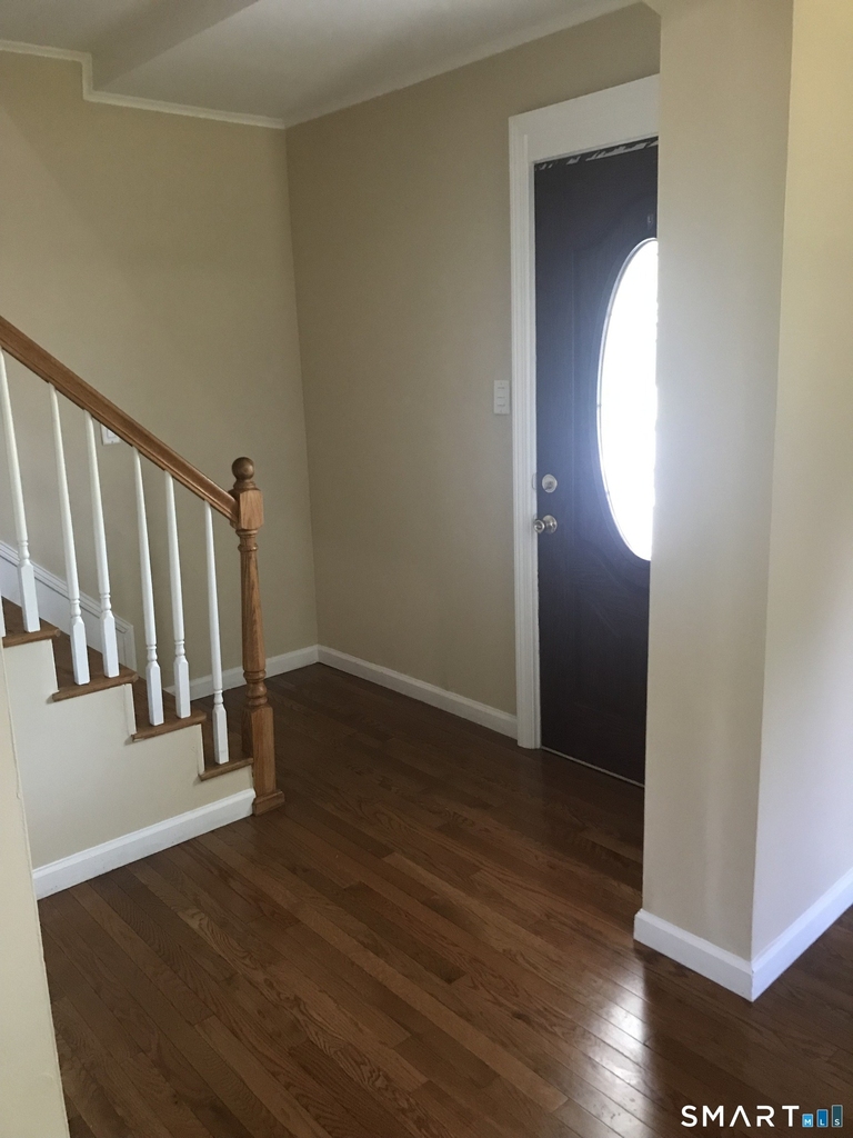 310 Connecticut Avenue - Photo 10