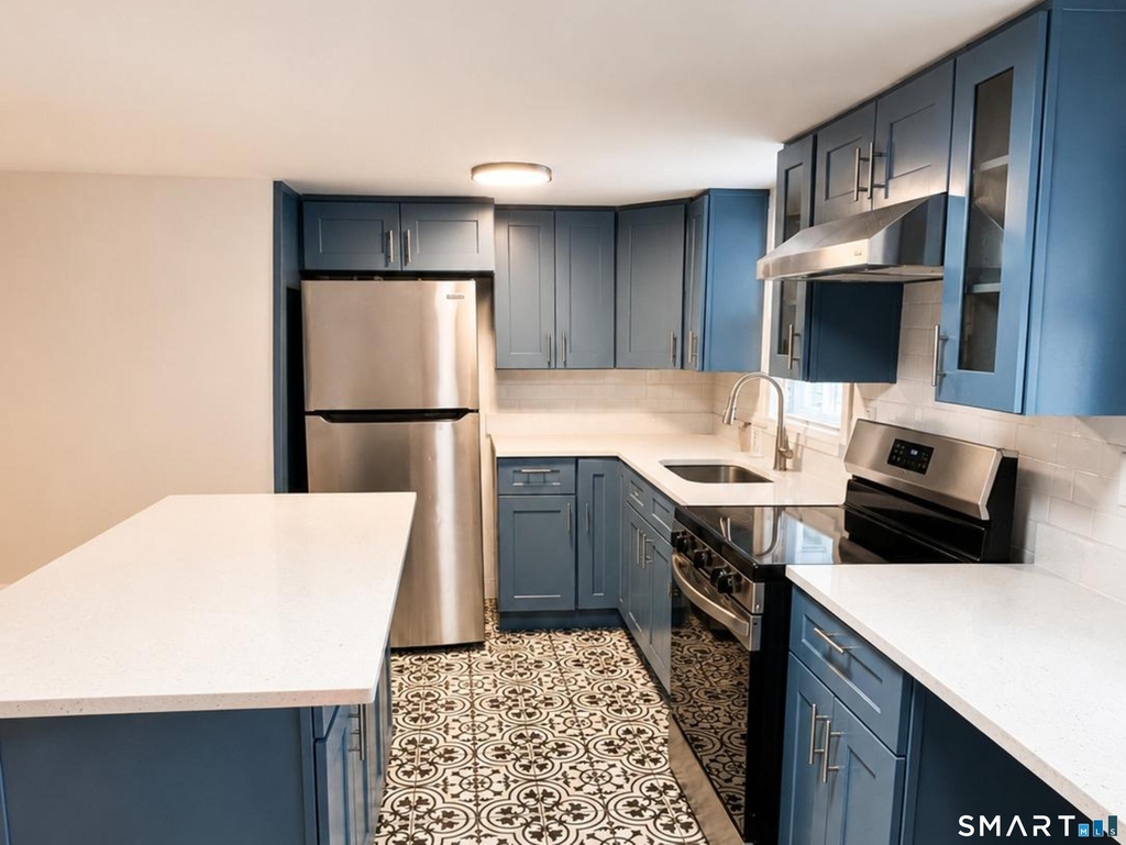 582 Main Street - Photo 1