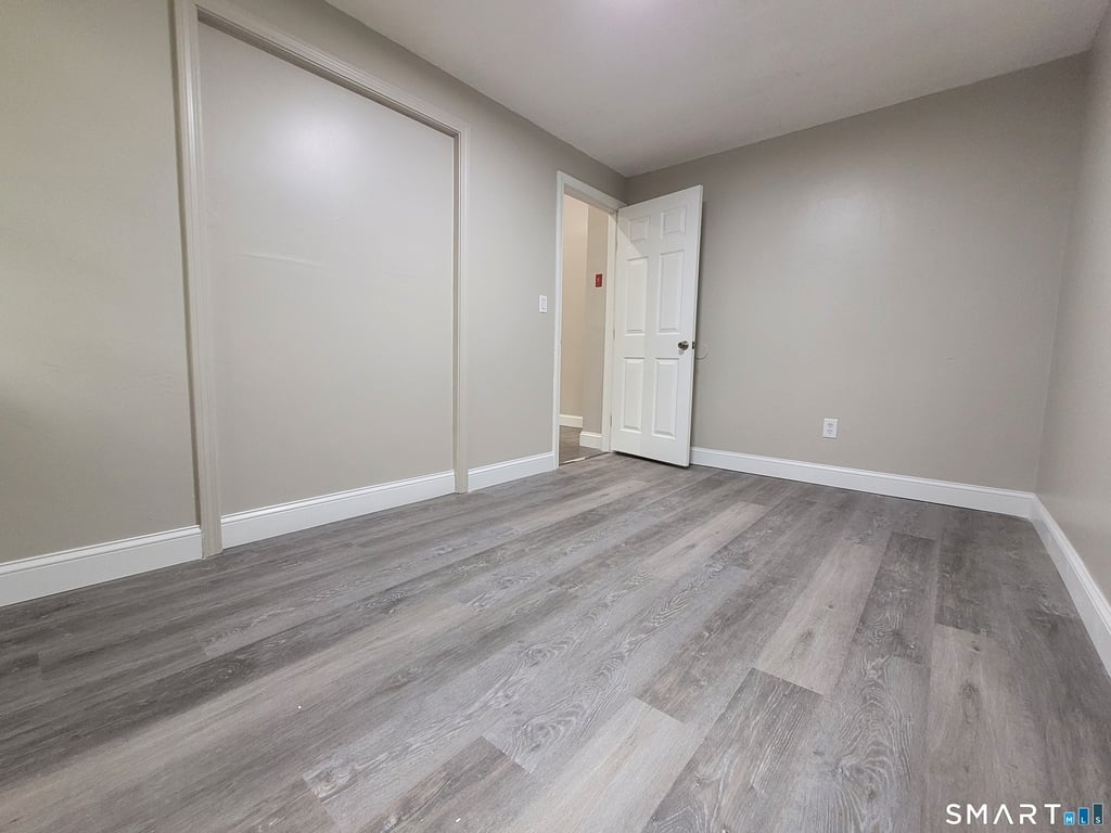 24 Macarthur Court - Photo 2