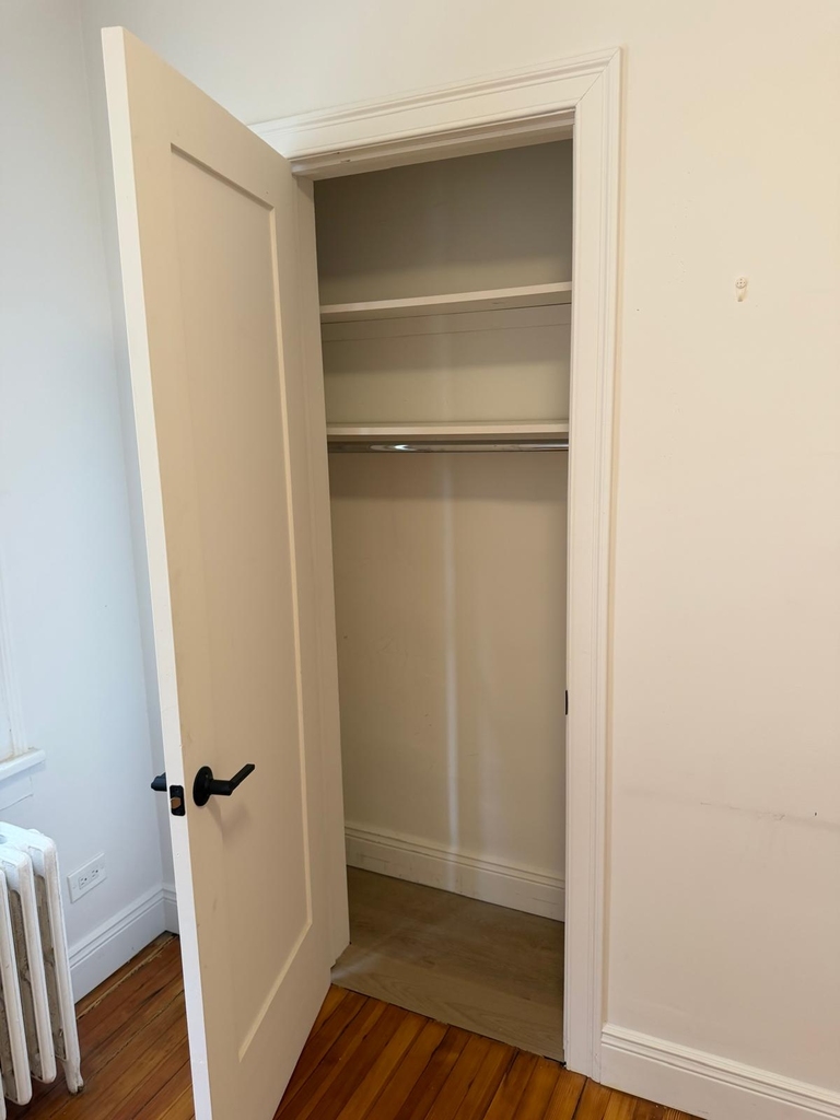 Courter Avenue - Photo 12
