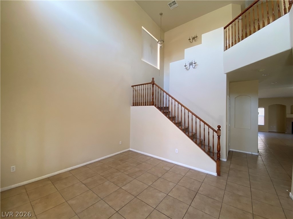 5980 Fidenza Avenue - Photo 3