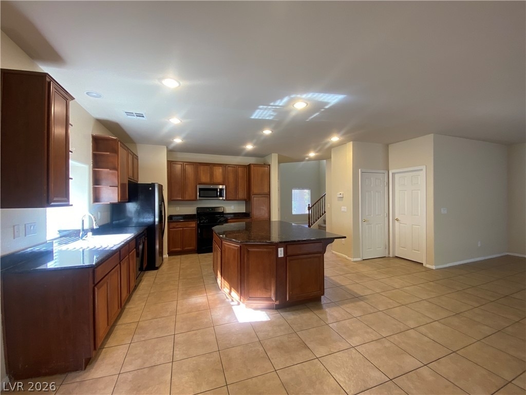 5980 Fidenza Avenue - Photo 8