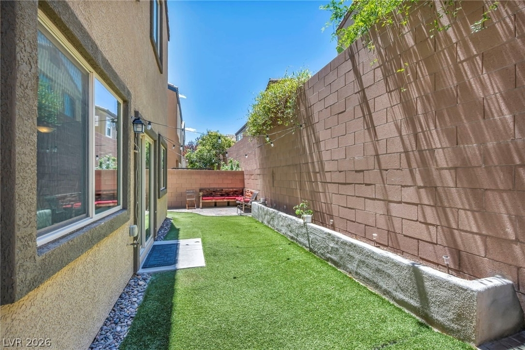 6777 Byron Bay Court - Photo 9