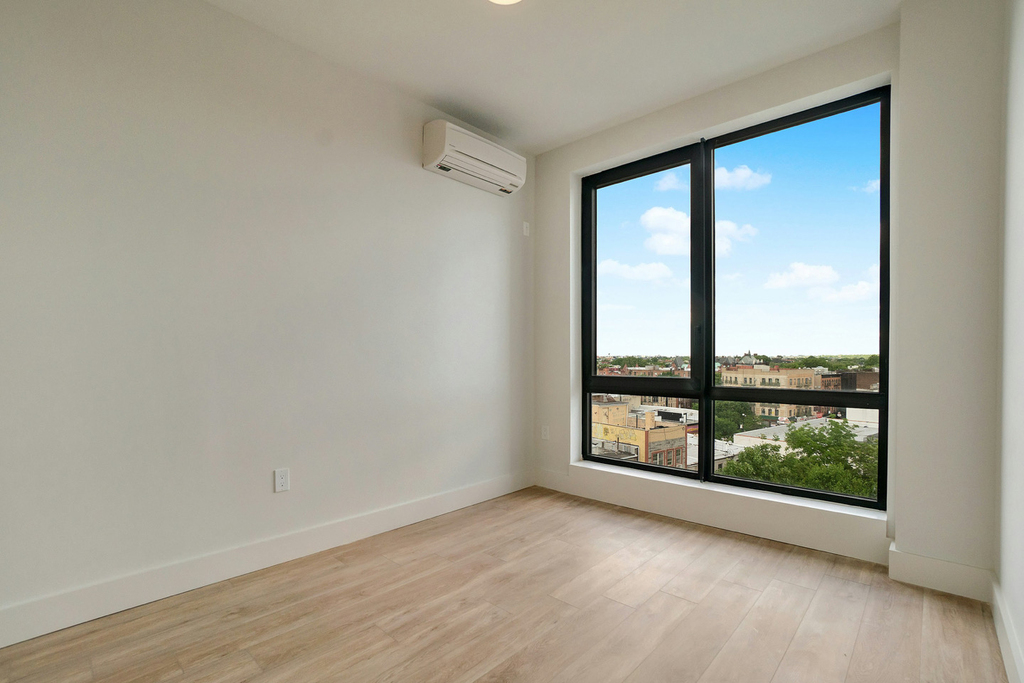 11 Herkimer Street - Photo 3