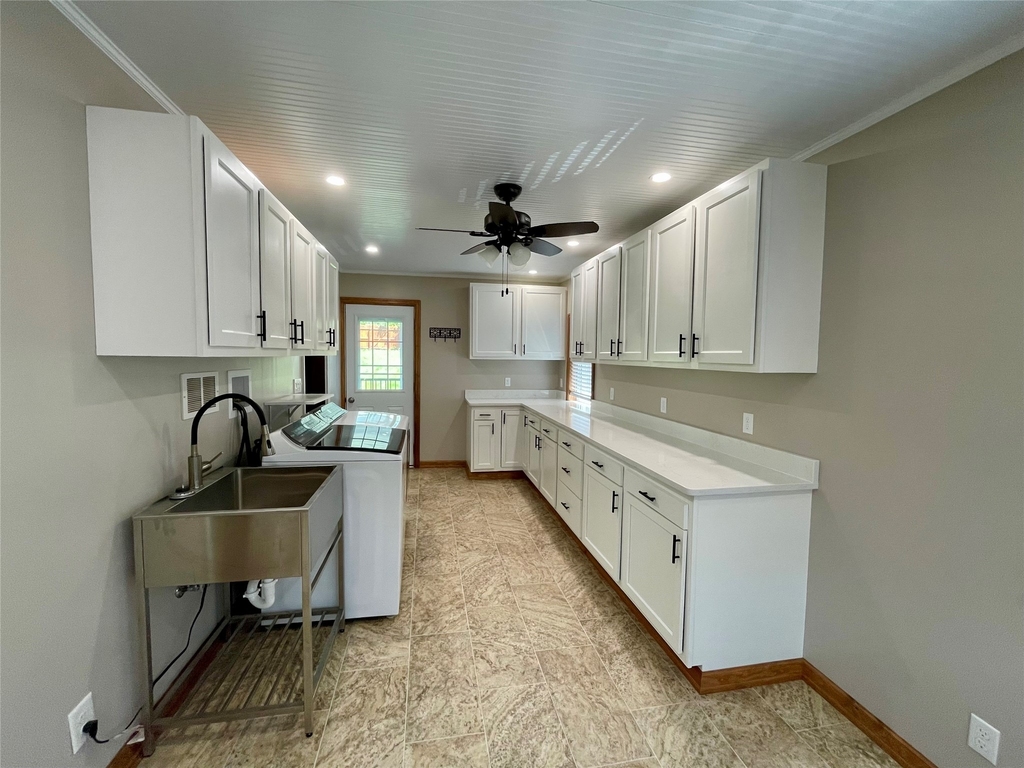 2727 Hall Street - Photo 21