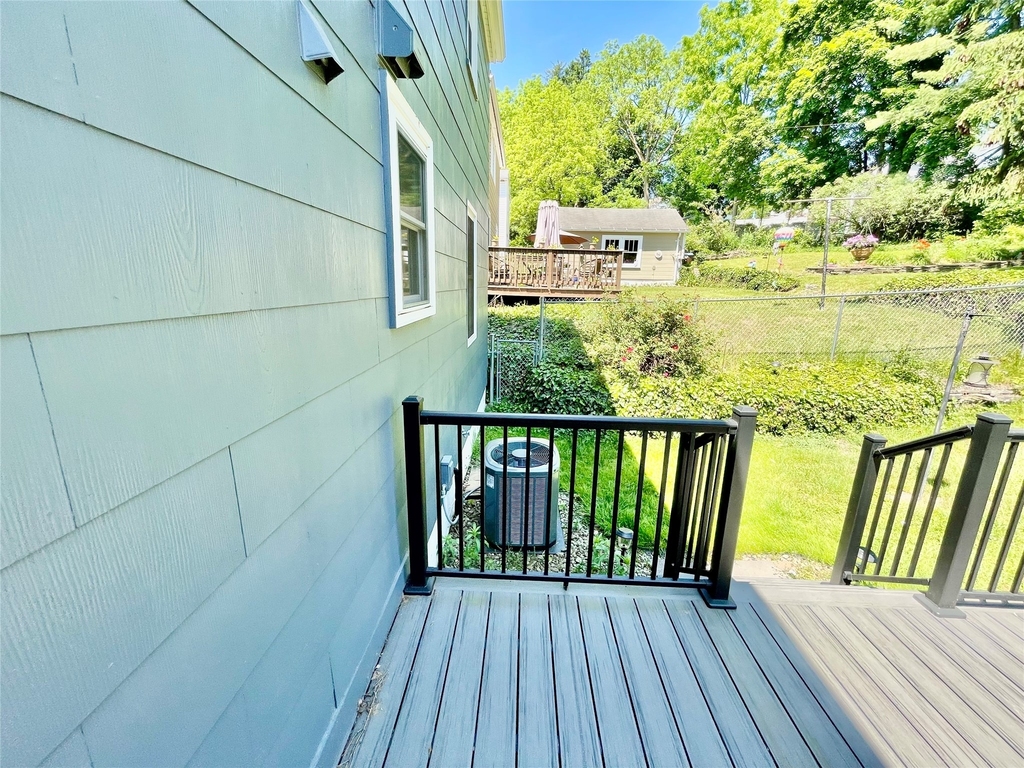 2727 Hall Street - Photo 14