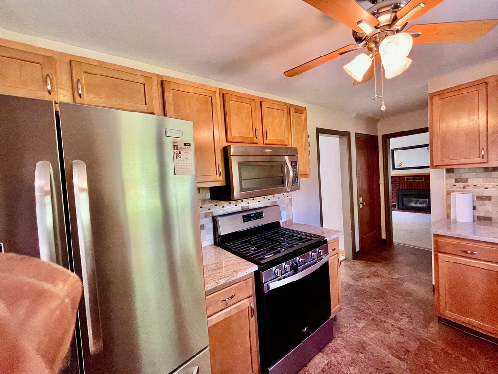2727 Hall Street - Photo 17