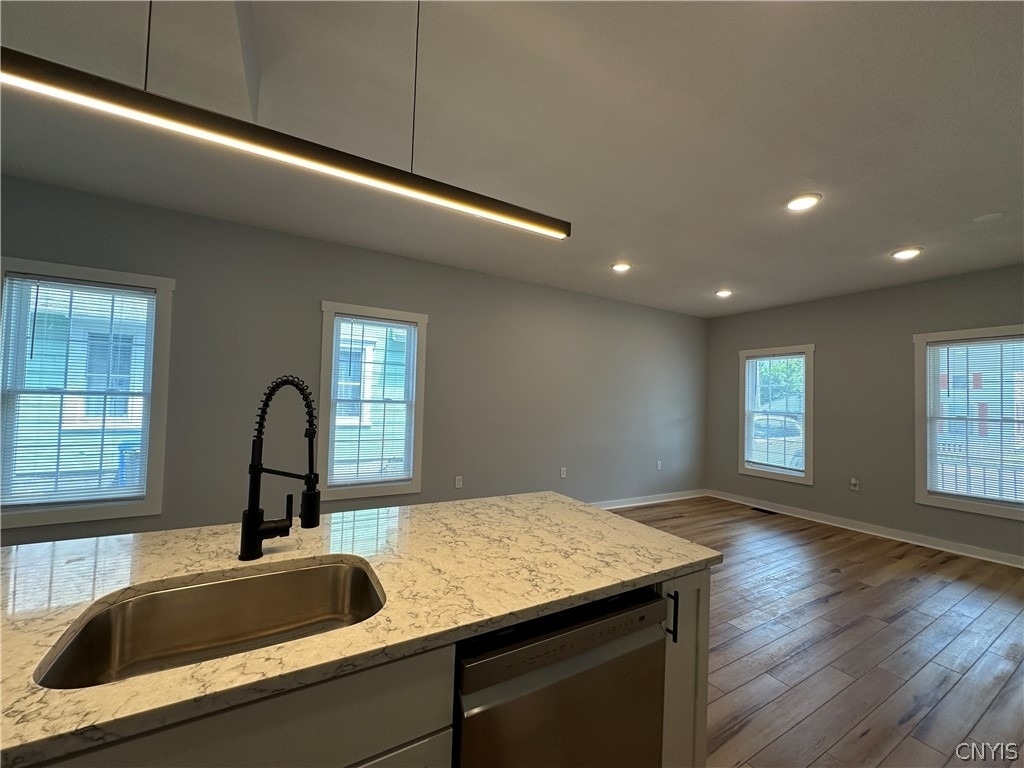 128 Caroline Avenue - Photo 35