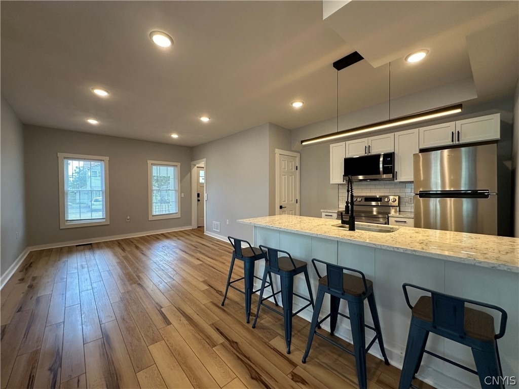 128 Caroline Avenue - Photo 4
