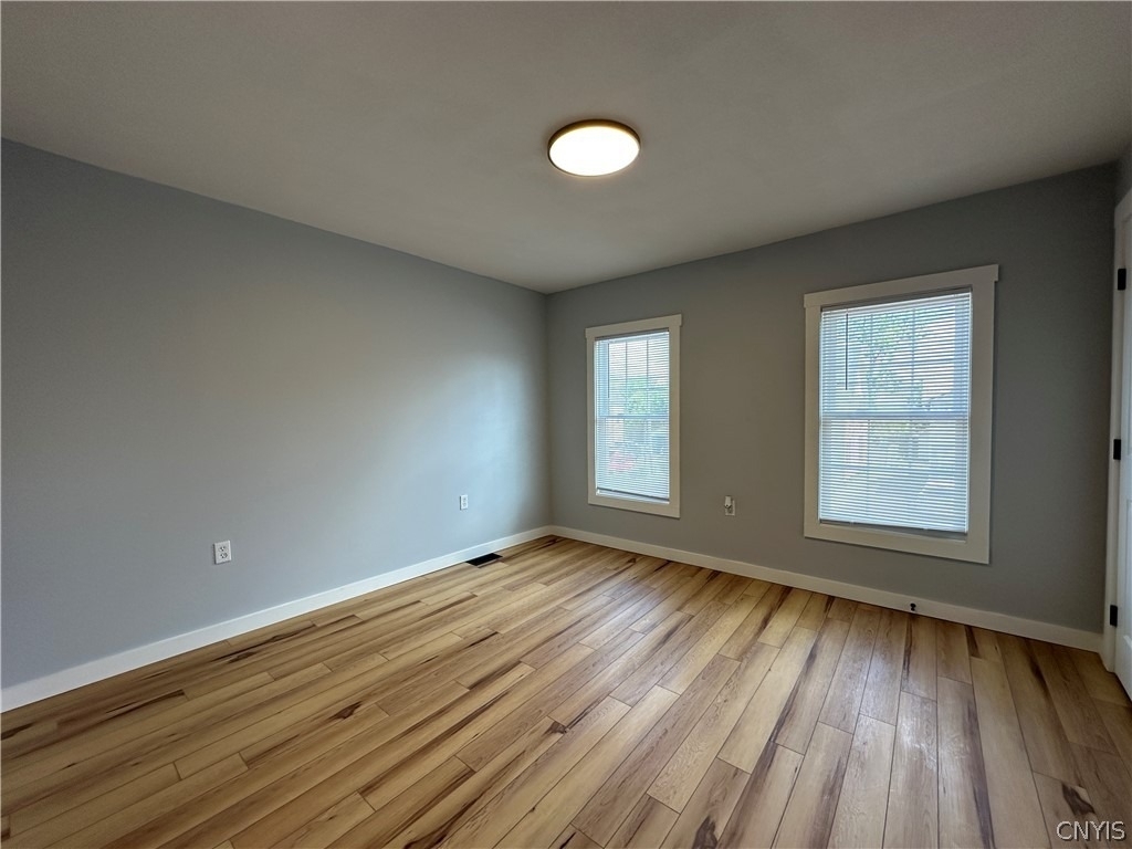 128 Caroline Avenue - Photo 11