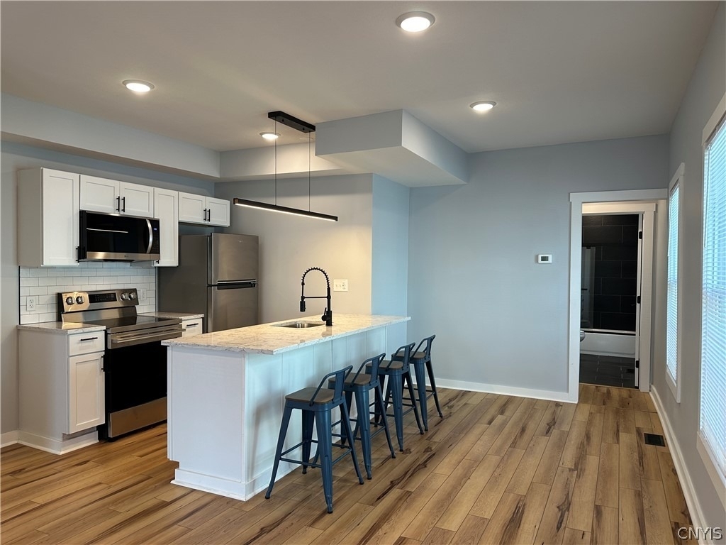 128 Caroline Avenue - Photo 2