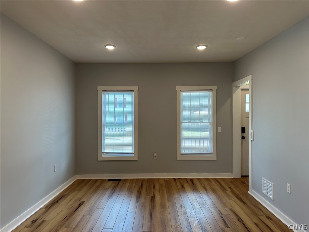 128 Caroline Avenue - Photo 17