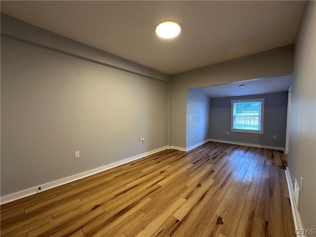 128 Caroline Avenue - Photo 12