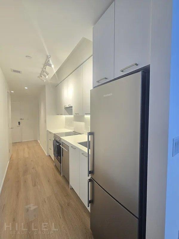 Sterling Place - Photo 5