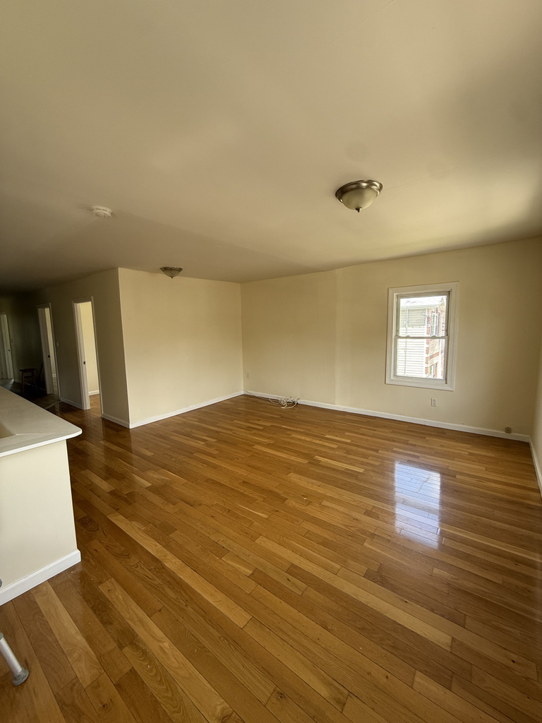 192-3 120th Avenue - Photo 0
