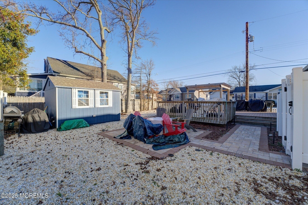 515 Stone Harbor Avenue - Photo 18