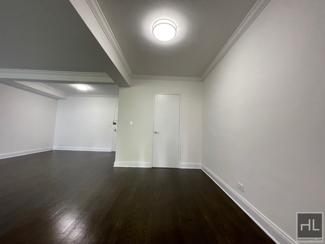 Beekman Place - Photo 3