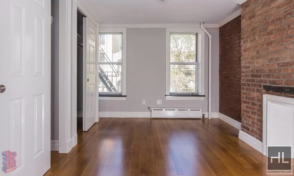 E 7th St. - Photo 1