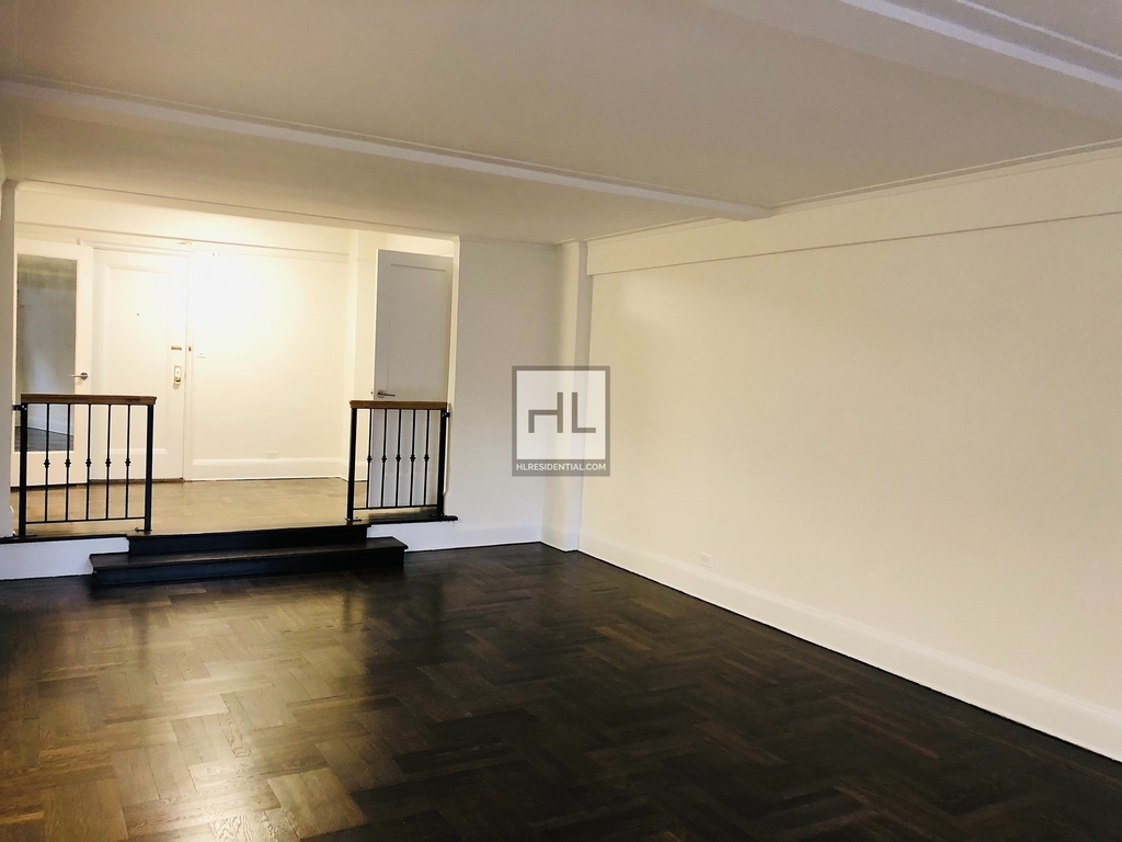 East 38 Street - Photo 6