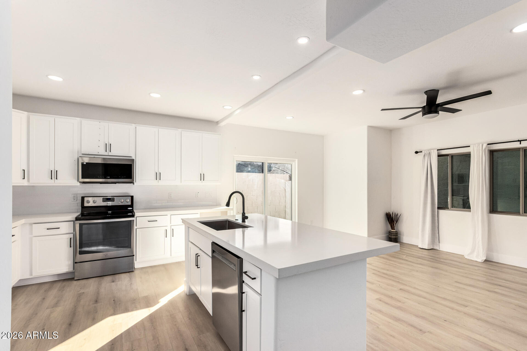 3034 N 39th Street - Photo 3