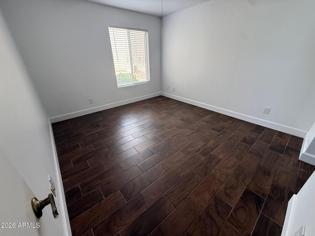 10610 S 48th Street - Photo 3