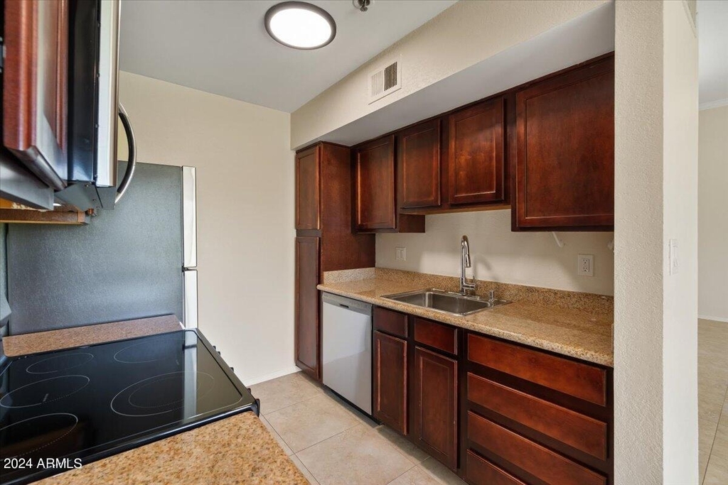 3600 N Hayden Road - Photo 5
