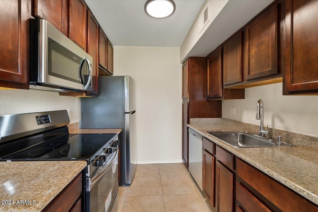 3600 N Hayden Road - Photo 4