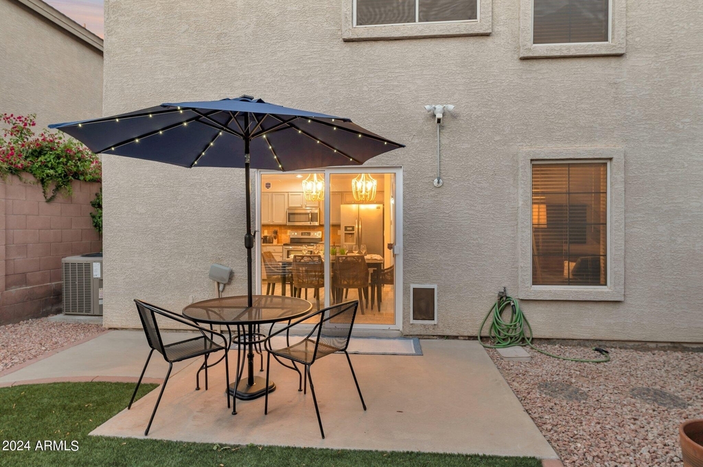 15550 N Frank Lloyd Wright Boulevard - Photo 24