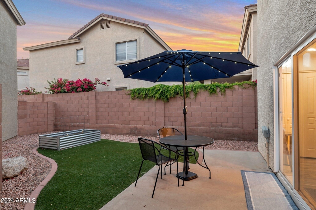 15550 N Frank Lloyd Wright Boulevard - Photo 26