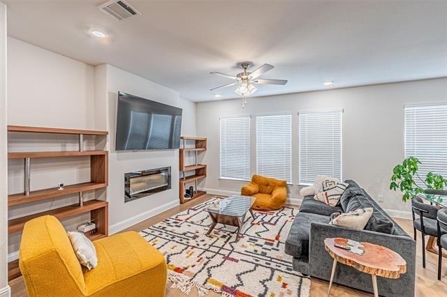 3521 Treasure Drive - Photo 6