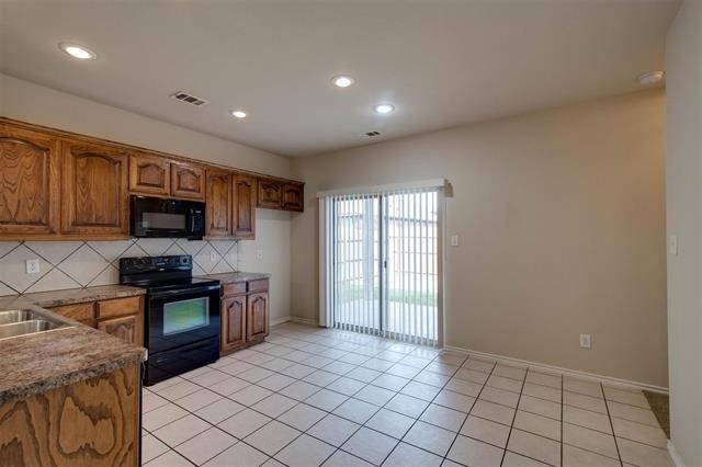 10860 Hawks Landing Road - Photo 8