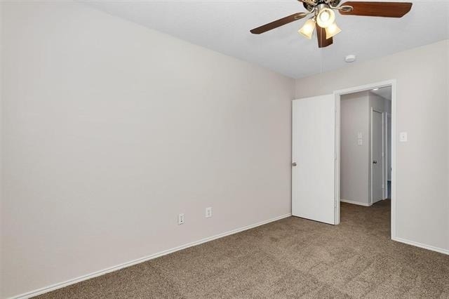 2152 Laughlin Road - Photo 20