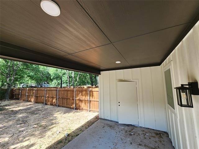 211 Trinity Street - Photo 5