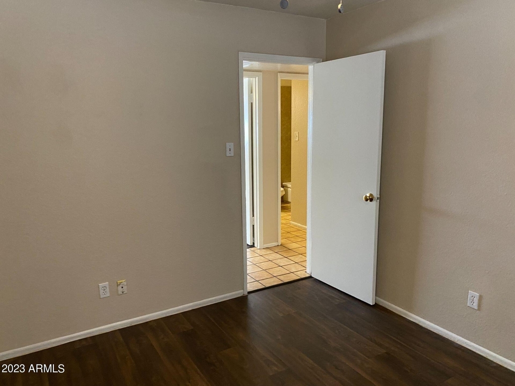 4251 W Keim Drive - Photo 14