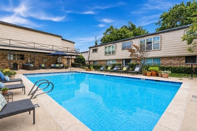 7931 Royal Lane - Photo 4