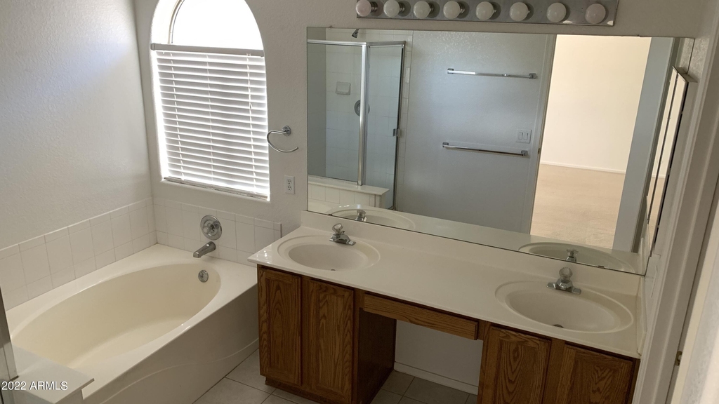18207 N 5th Avenue - Photo 13