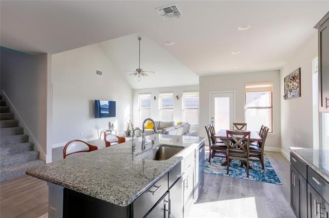 412 Christie Crossing - Photo 8