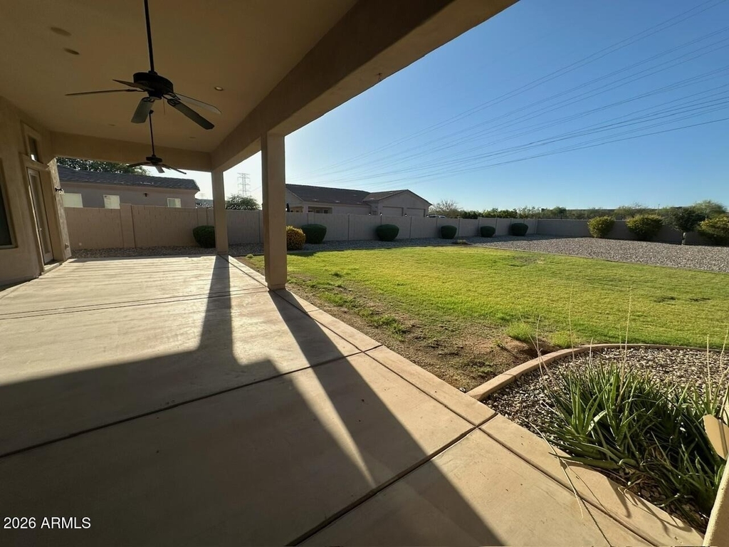 10024 W Jj Ranch Road - Photo 2