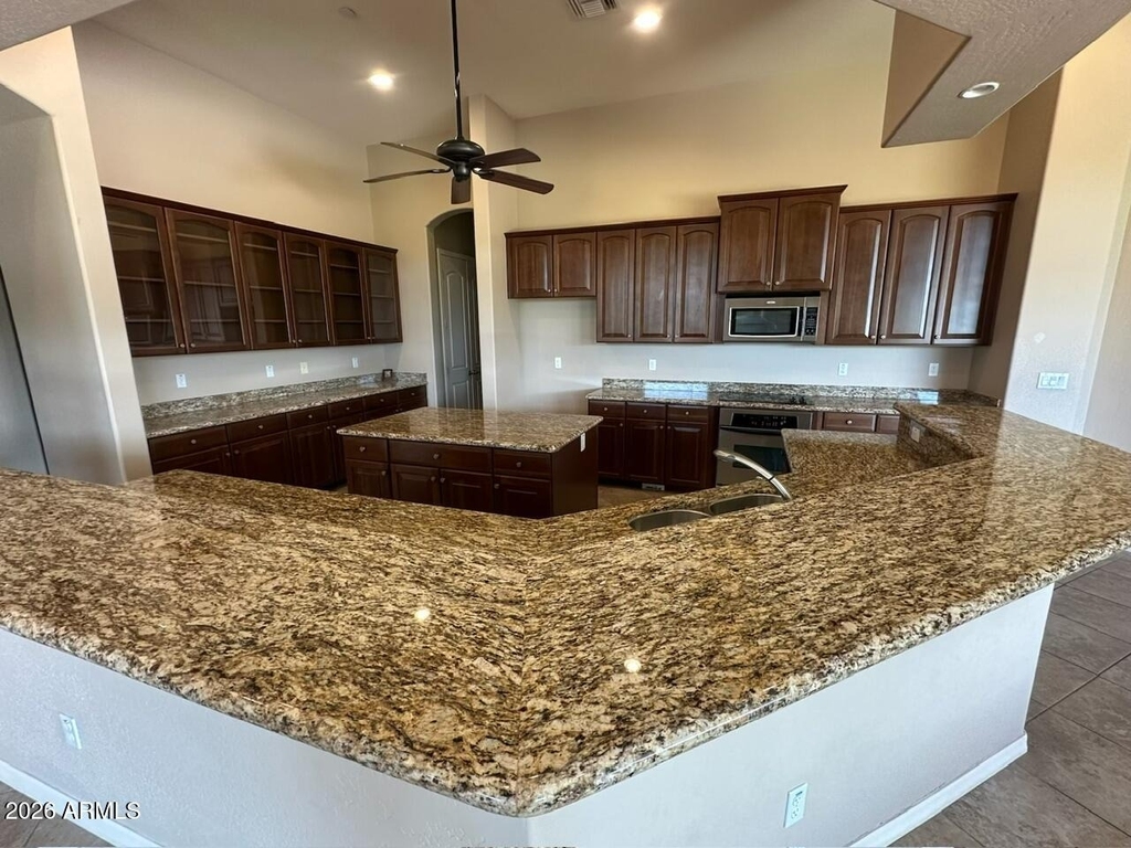 10024 W Jj Ranch Road - Photo 1